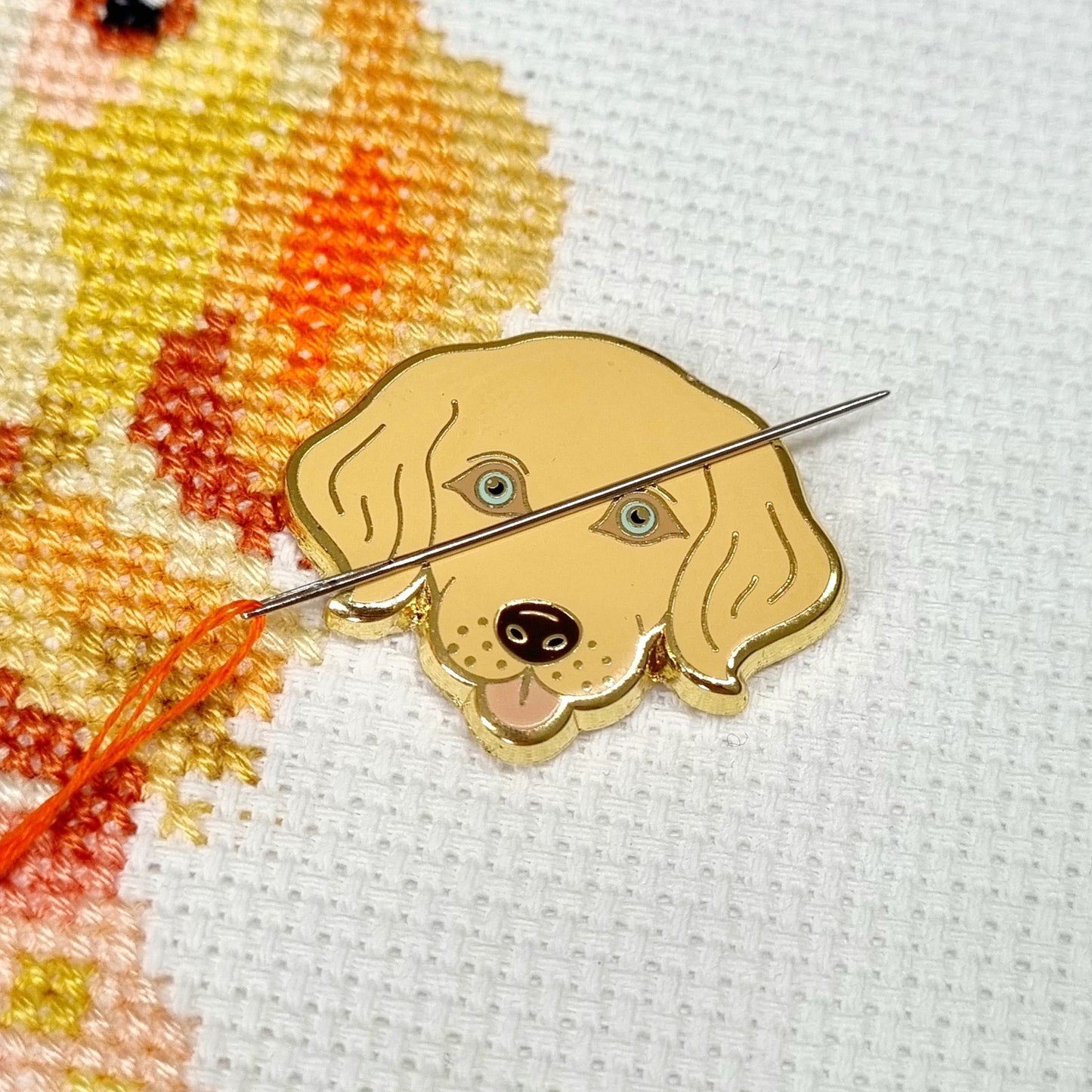 Needlework Accessory Bundle: 20 Needle Minders